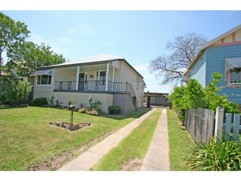 30 Westcott Street, Cessnock NSW 2325