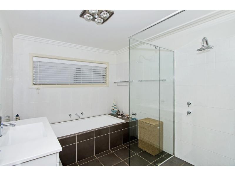 19 Cabernet Grove, Cessnock NSW 2325