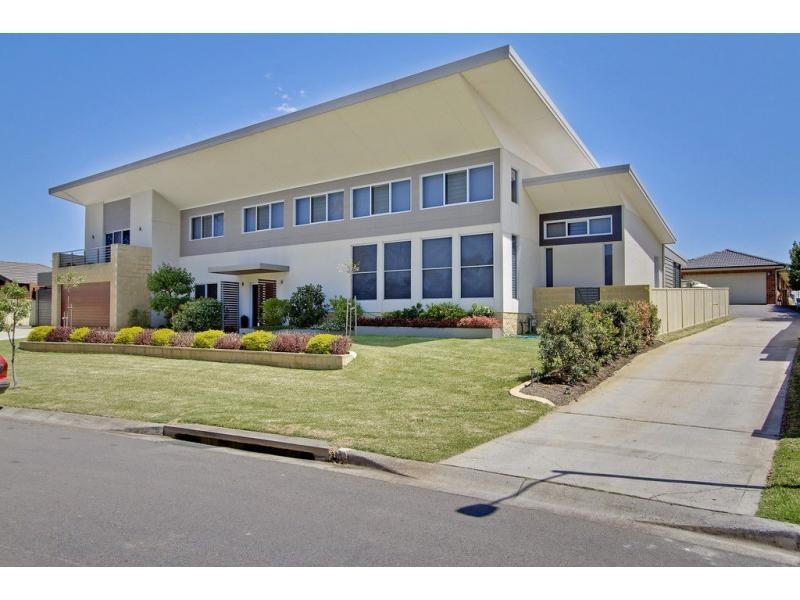 19 Cabernet Grove, Cessnock NSW 2325