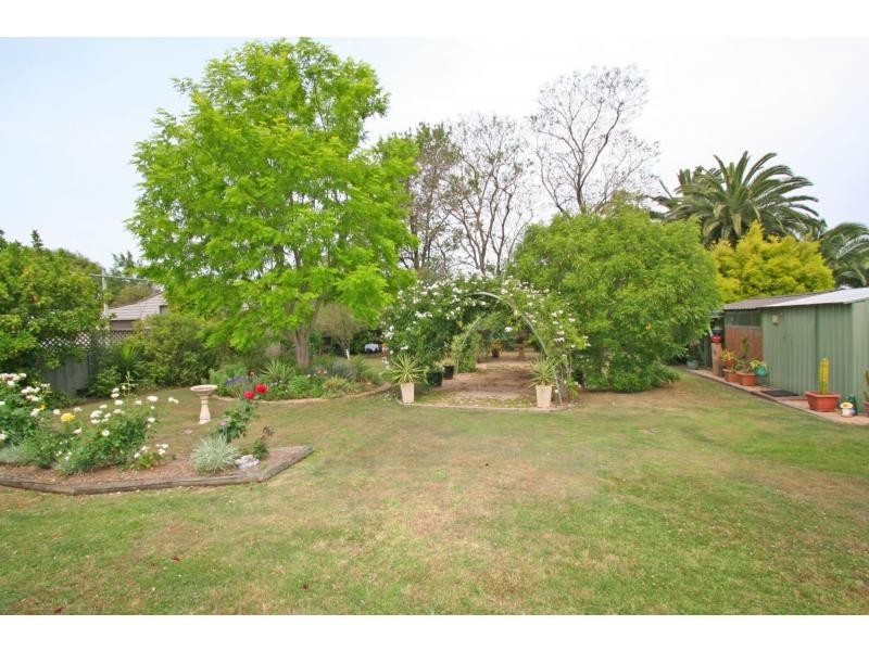 19 Catherine Street, Cessnock NSW 2325