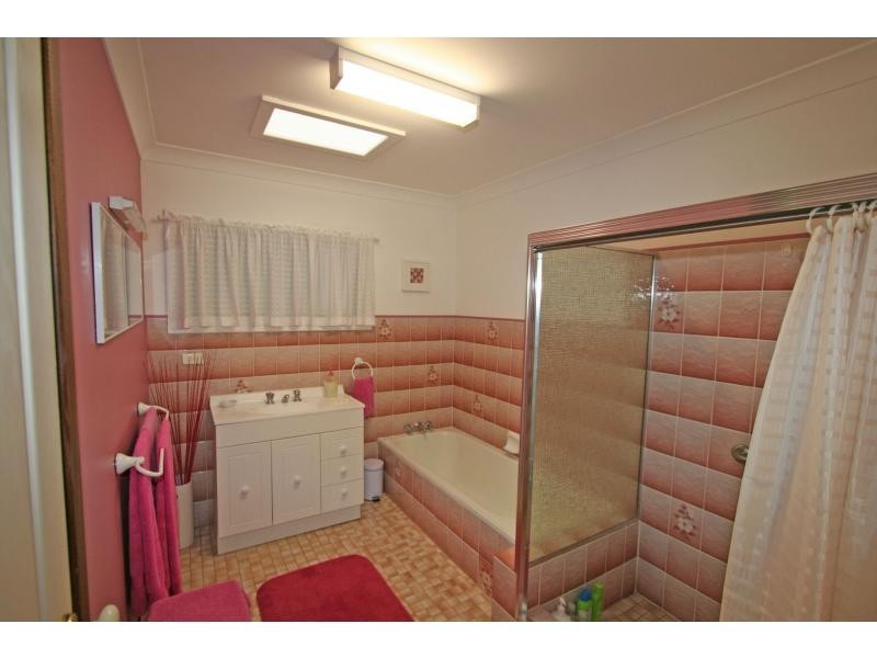 19 Catherine Street, Cessnock NSW 2325