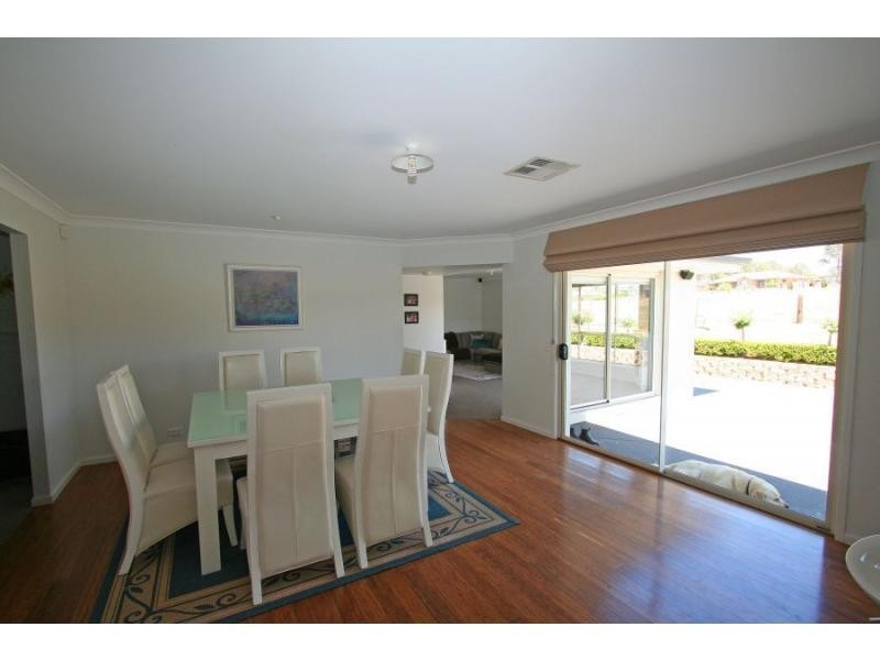 18 McKensey Street, Nulkaba NSW 2325