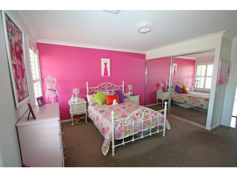 18 McKensey Street, Nulkaba NSW 2325