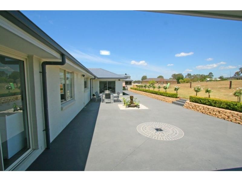 18 McKensey Street, Nulkaba NSW 2325