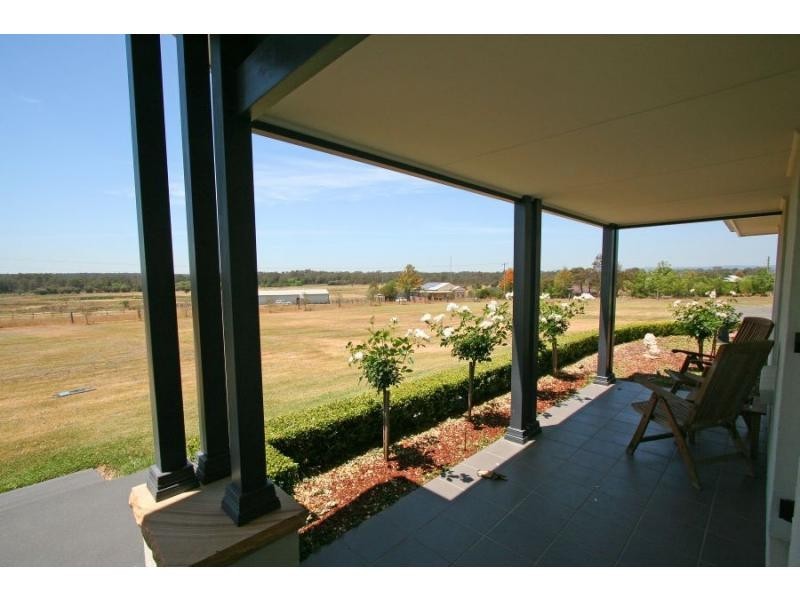 18 McKensey Street, Nulkaba NSW 2325