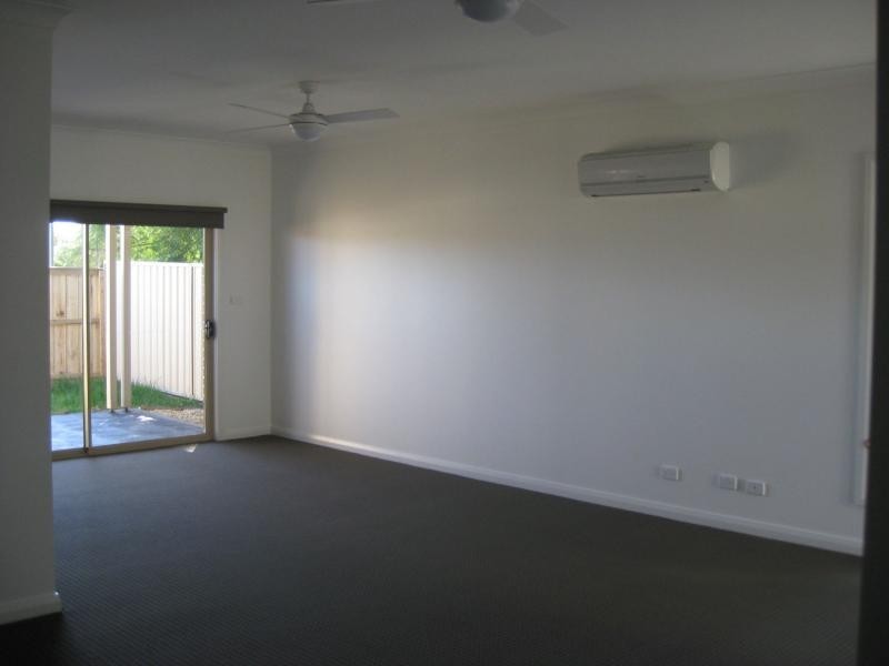 Unit 1, 18 Dowlan Lane, Cessnock NSW 2325