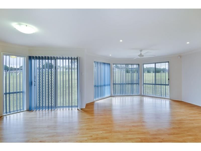 8 Tenth Street, Millfield NSW 2325