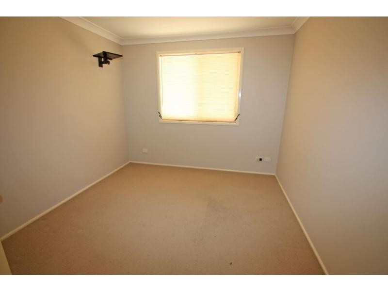 15 Cabernet Grove, Cessnock NSW 2325