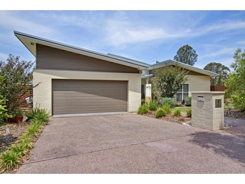 1 Turpentine Close, Rothbury NSW 2320