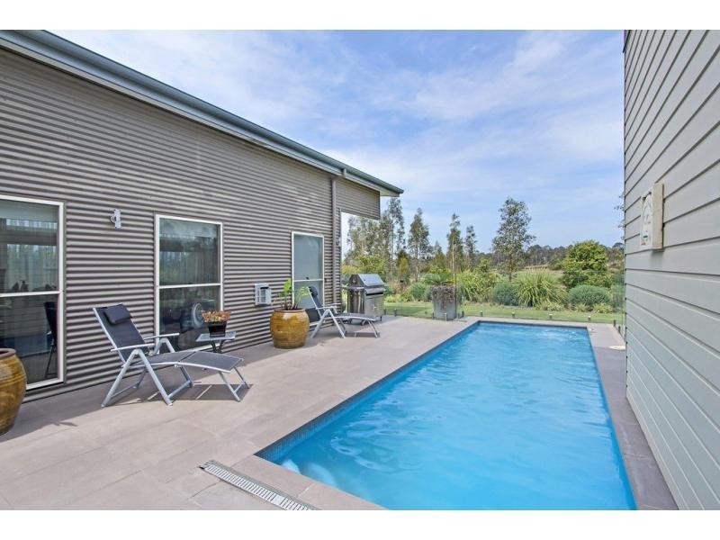 1 Turpentine Close, Rothbury NSW 2320