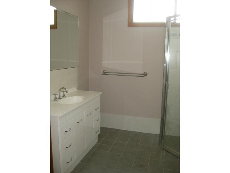 27 Mayfield Street, Cessnock NSW 2325