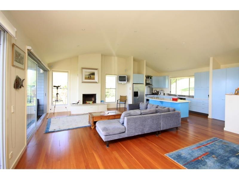 115 Newmans Drive, Blueys Beach NSW 2428