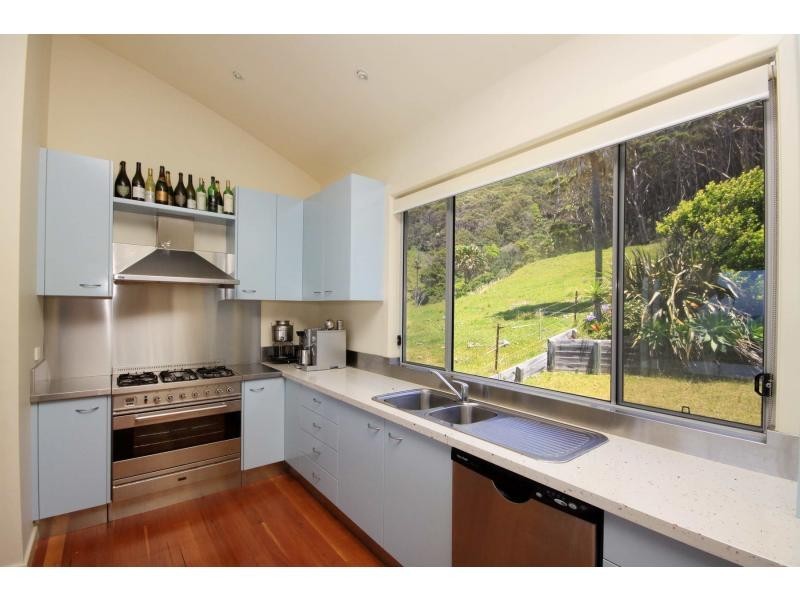 115 Newmans Drive, Blueys Beach NSW 2428