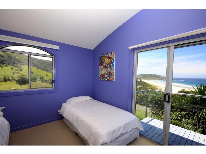 115 Newmans Drive, Blueys Beach NSW 2428