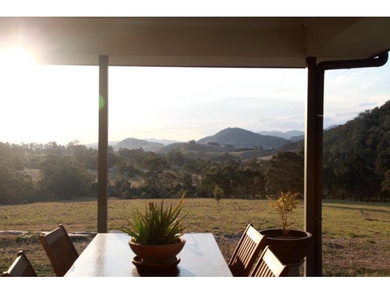 1596 Maitland Vale Road, Lambs Valley NSW 2335