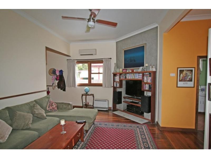 37 Mount View Road, Cessnock NSW 2325