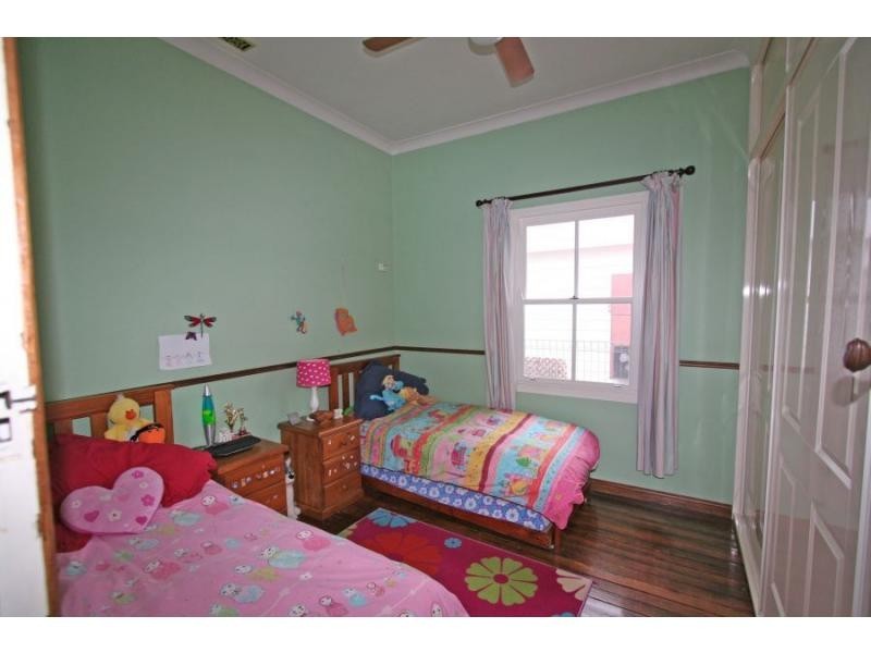 37 Mount View Road, Cessnock NSW 2325