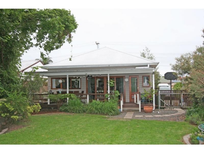 37 Mount View Road, Cessnock NSW 2325