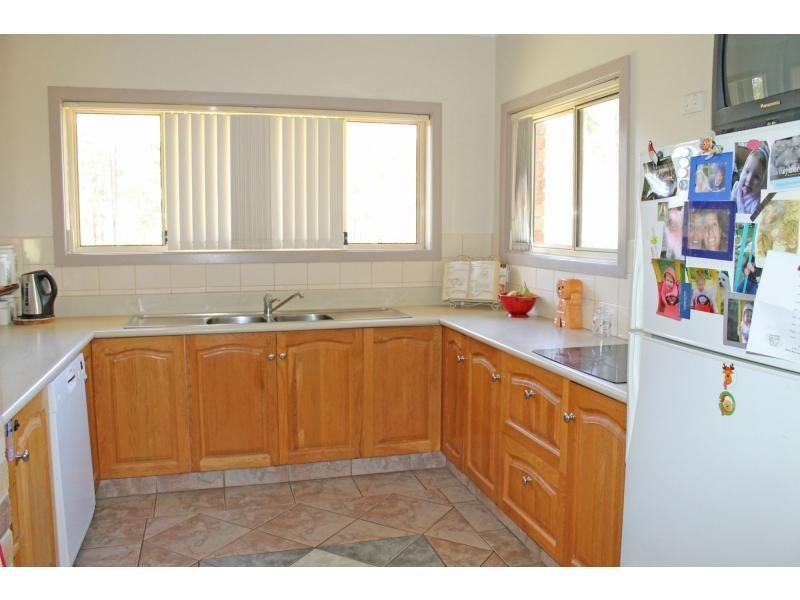 102 Olsen Road, Lovedale NSW 2325