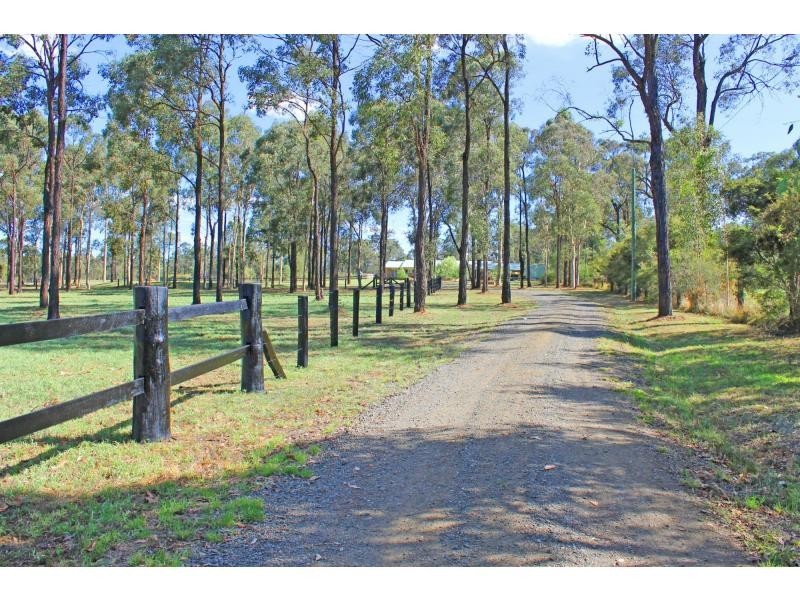 102 Olsen Road, Lovedale NSW 2325