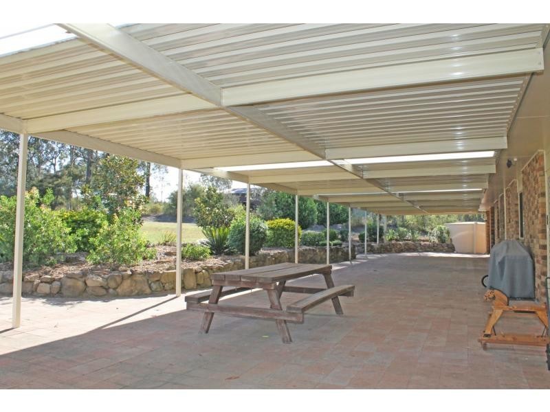 102 Olsen Road, Lovedale NSW 2325