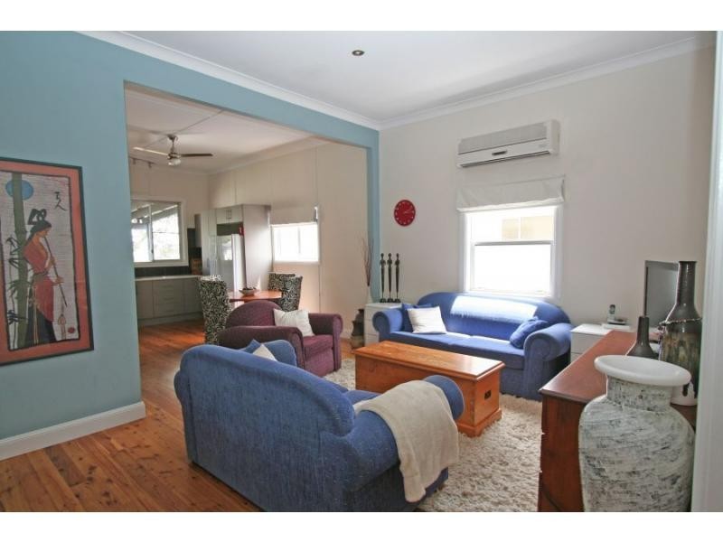 35 Hall Street, Cessnock NSW 2325