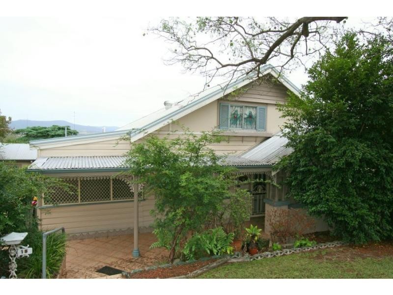 15 Regent Street, Cessnock NSW 2325