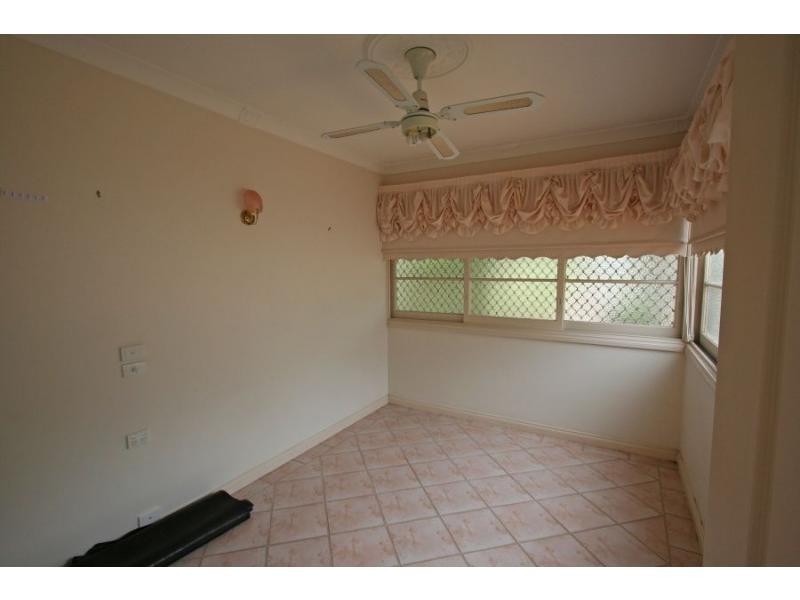 15 Regent Street, Cessnock NSW 2325