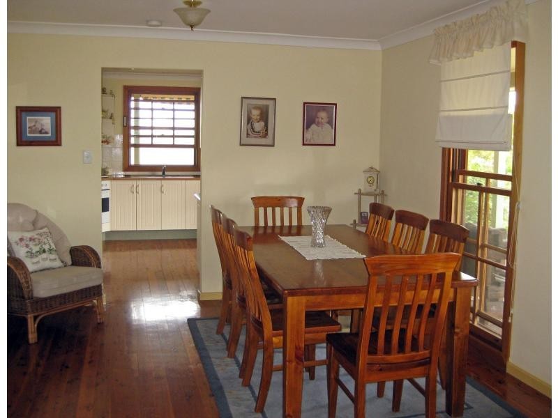 155 Barraba Lane, Quorrobolong NSW 2325