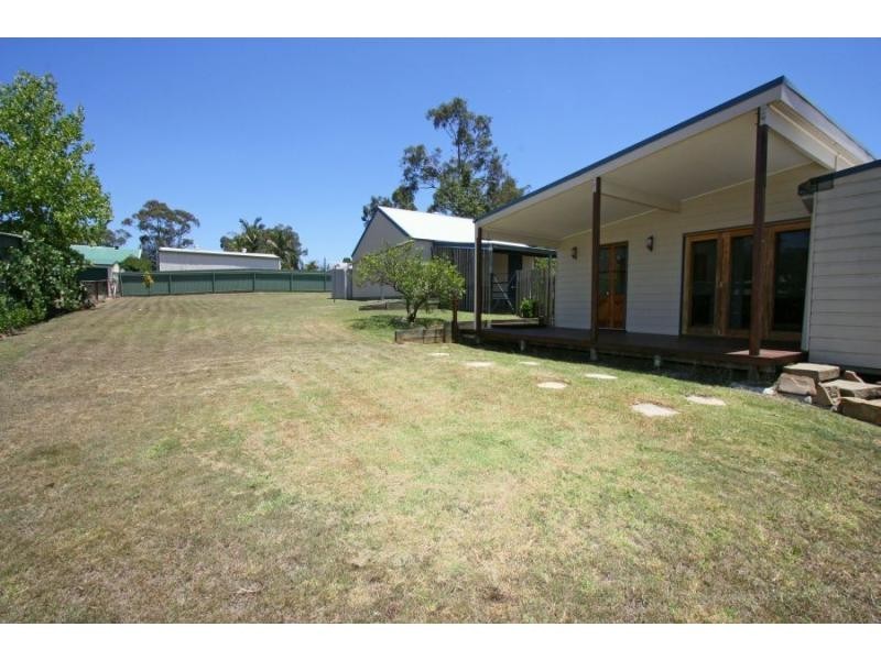 2 Thomas Street, North Rothbury NSW 2335