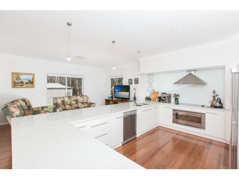 14 Hanwood Road, North Rothbury NSW 2335