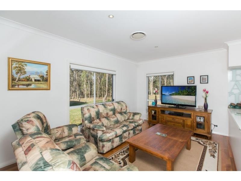 14 Hanwood Road, North Rothbury NSW 2335