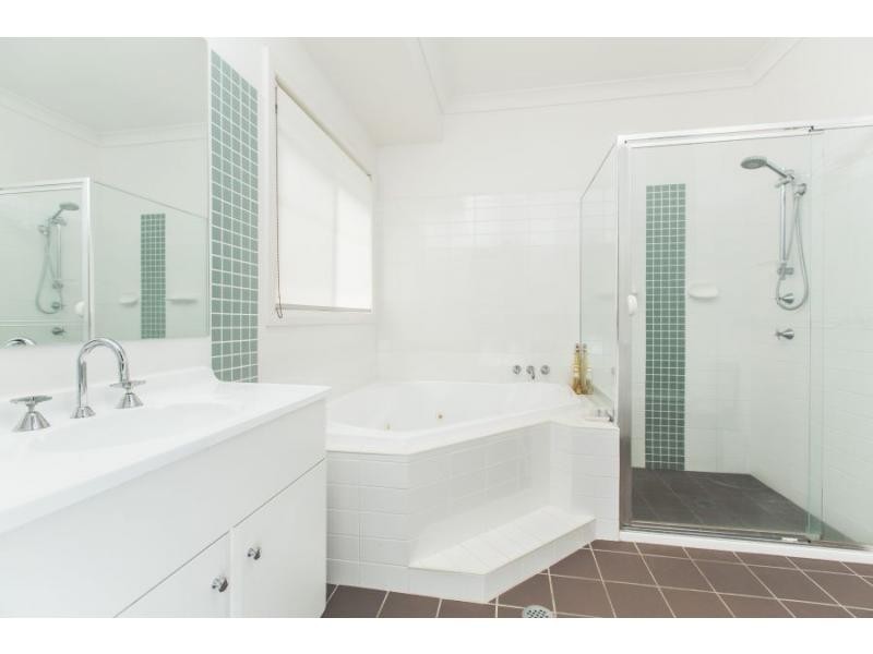 14 Hanwood Road, North Rothbury NSW 2335