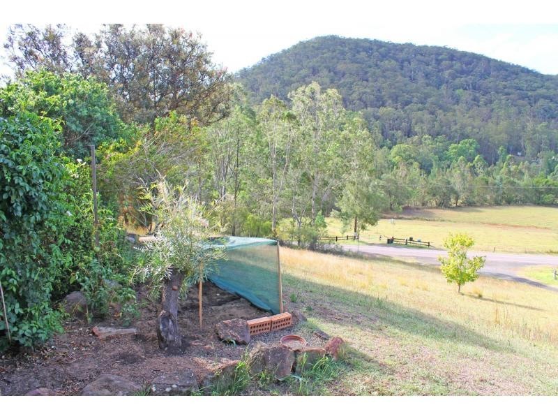 2013 Wollombi Road, Cedar Creek NSW 2325