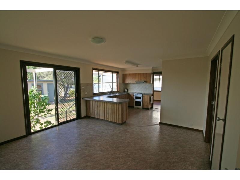 31 Main Road, Paxton NSW 2325