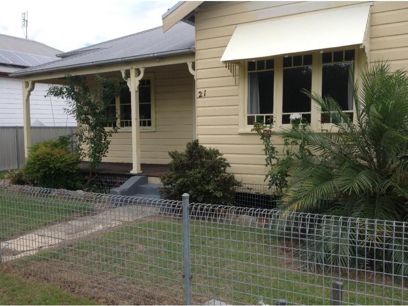 21 Elizabeth Street, Cessnock NSW 2325