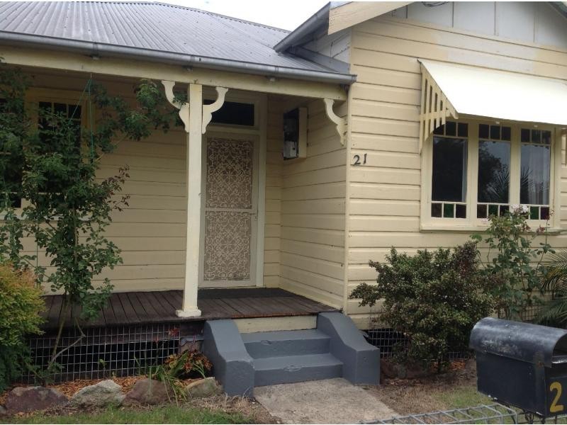 21 Elizabeth Street, Cessnock NSW 2325