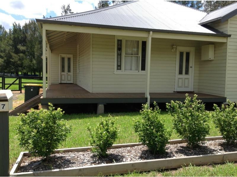17 Government Circuit, Kearsley NSW 2325