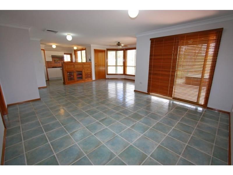 9 Convent Close, Cessnock NSW 2325