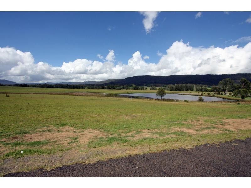 5 Tenth Avenue, Millfield NSW 2325