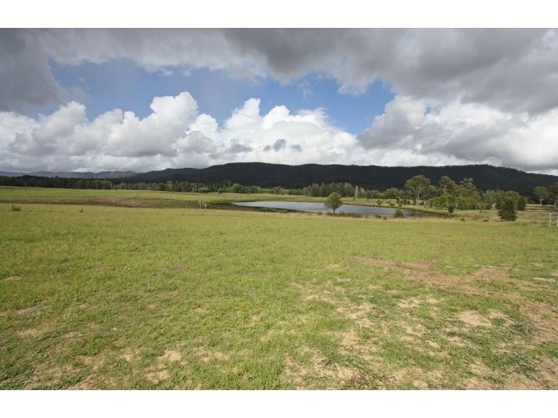 5 Tenth Avenue, Millfield NSW 2325
