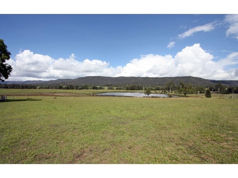 5 Tenth Avenue, Millfield NSW 2325
