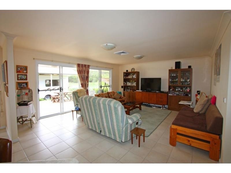 24 Watson Street, Ellalong NSW 2325