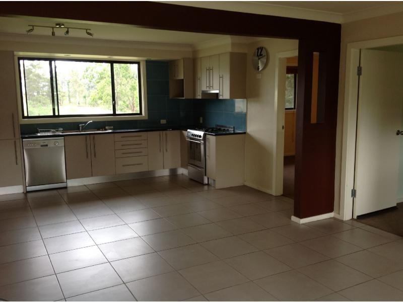 36 Rothbury Street, North Rothbury NSW 2335