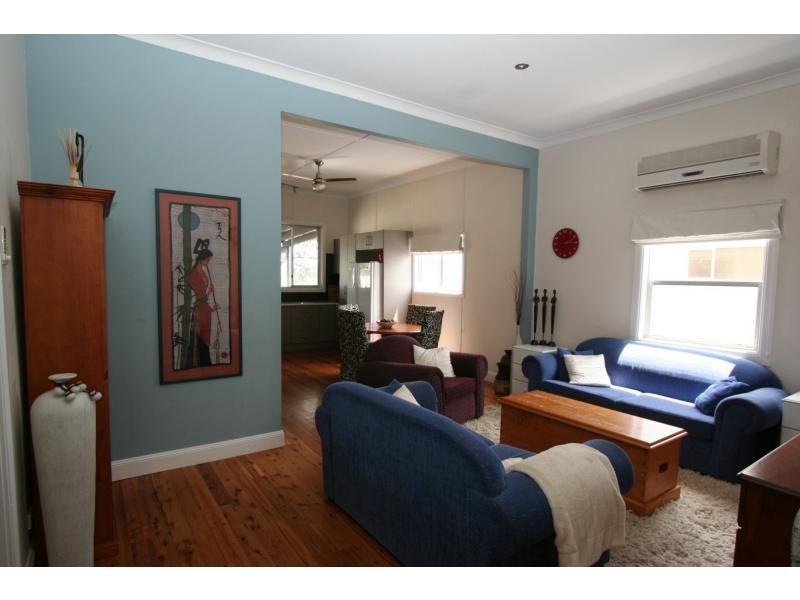 35 Hall Street, Cessnock NSW 2325
