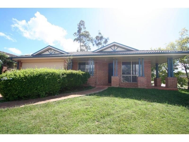 8 Tulloch Terrace, Cessnock NSW 2325