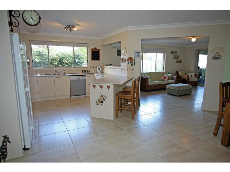 10 Adelaide Street, Paxton NSW 2325
