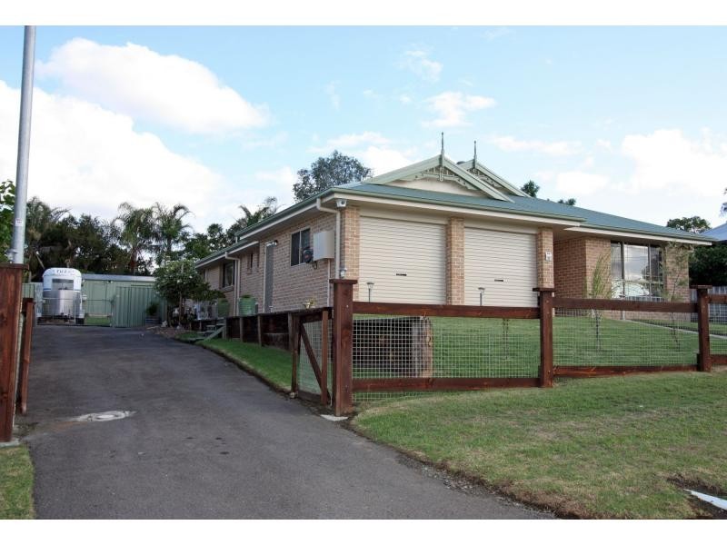 10 Adelaide Street, Paxton NSW 2325