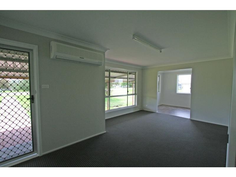 56 Charles Street, Abermain NSW 2326