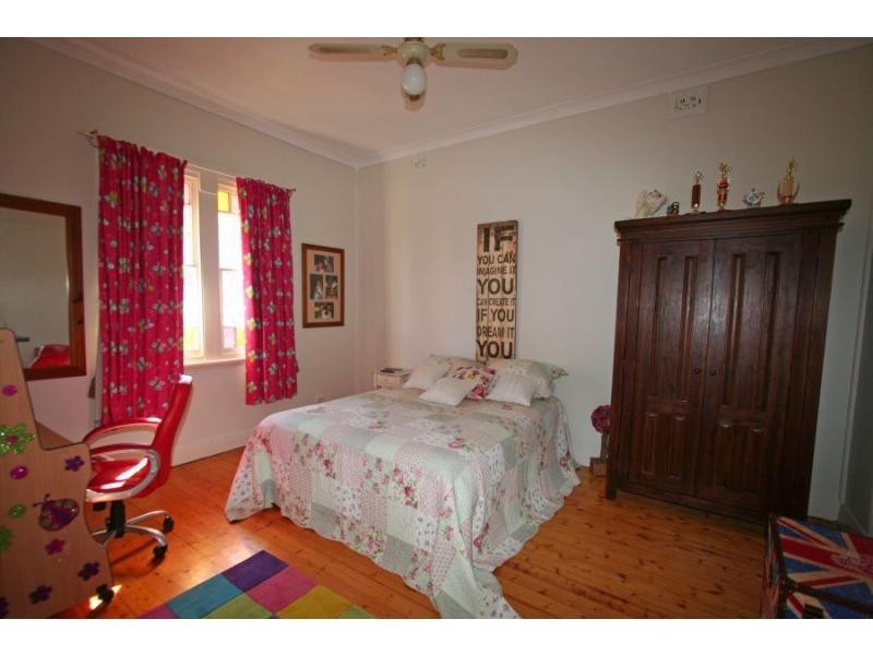 38 Church Street, Cessnock NSW 2325